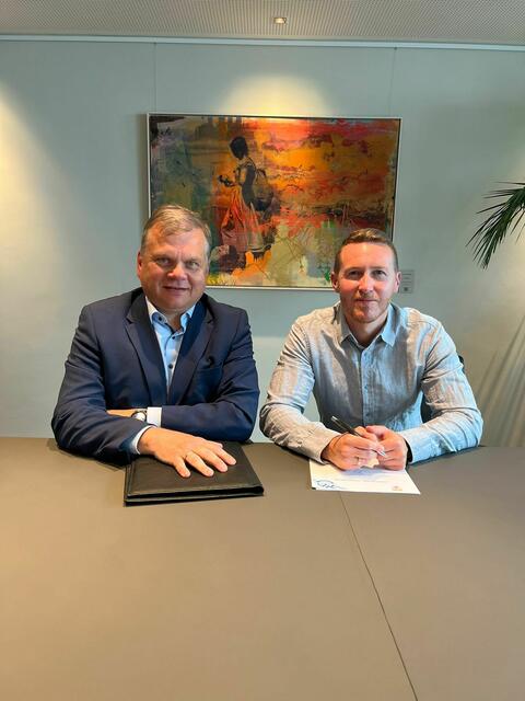Obmann Rudolf Laudon, Cheftrainer Philipp Riederer | Foto: SV Horn