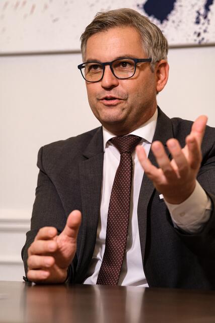 Mit dem neuen Gemeindepaket in der Höhe von mehr als 1,3 Milliarden Euro soll nun jeder Bezirk Österreichs zusätzlich profitieren, wichtige Impulse sollen damit vor Ort geschaffen werden. | Foto: Roland Ferrigato