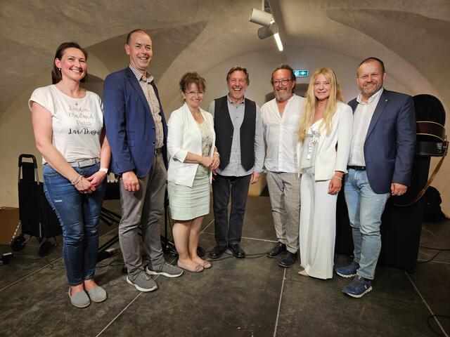 Die Stadtgemeinde Laa an der Thaya lud zu „Lieder ohne Ende“ von und mit Jimmy Schlager in die Burg Laa. | Foto: Stadtgemeinde Laa an der Thaya