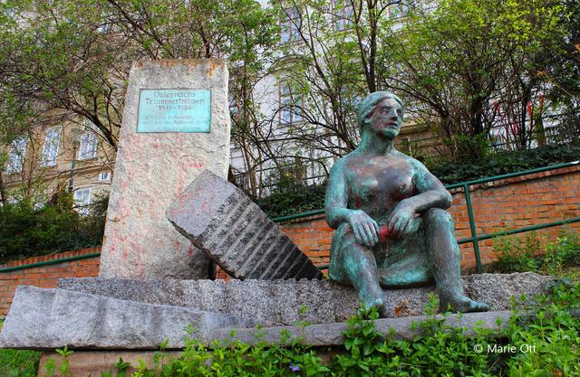 Denkmal Trümmerfrauen Wien