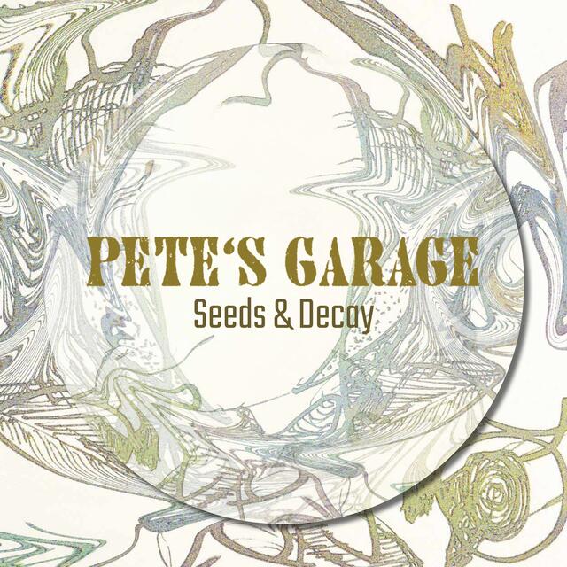Das Album
„Seeds &amp; Decay“ – Das Debut-Album enthält sieben neue Songs, die entspannt und entschleunigt zwischen verschiedenen Genres oszillieren. „Seeds &amp; Decay“ ist auf Vinyl bei der Präsentation oder unter petesgarage@outlook.de sowie ab 21. Juni digital in allen Stores erhältlich. Hörproben unter: https://www.petesgarage.at/listen/
 | Foto: privat