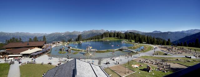 Der Erlebnispar Hög in Serfaus ist Ziel des Tiroler Familienfests 2024. | Foto: © Seilnahn Komperdell GmbH
