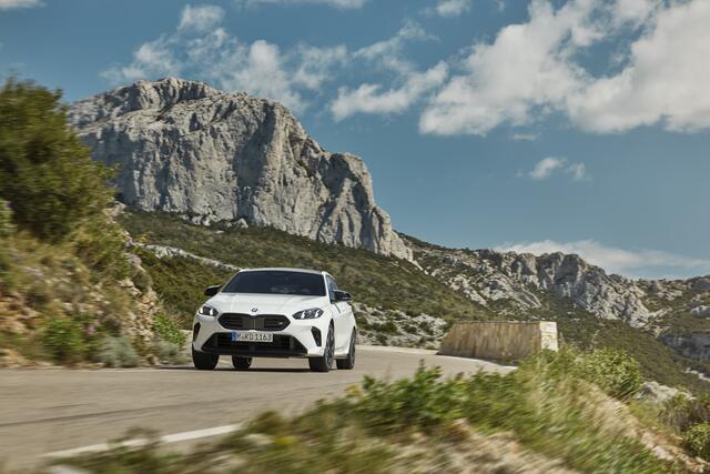 Einstiegspreis für den neuen BMW 1er sind 38.800 Euro. Die Markteinführung beginnt im Oktober 2024. | Foto: BMW