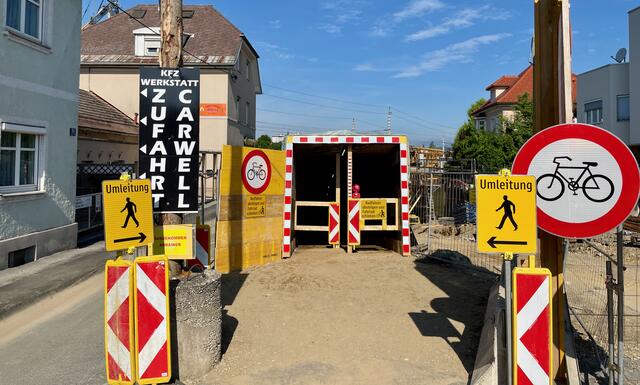 Der Zugang für die Fußgänger im der Ankershofenstraße