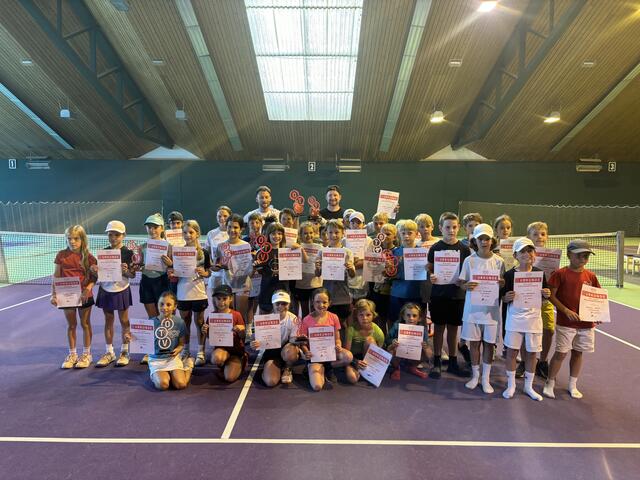 Alle Teilnehmer des Einladungsturniers in der U9 und U10 | Foto: KHM, ÖTV
