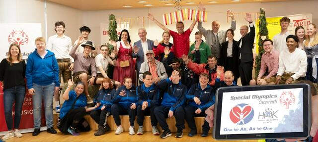 One for all, all for one - so lautete das Motto in der HAK. | Foto: HAK Villach 