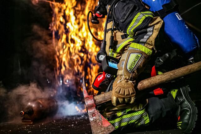 Der prämierte Handschuh von ESKA im Einsatz. | Foto: JP Gansewendt Photography