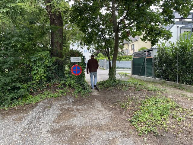 Endlich gelangen jetzt Hietzingerinnen und Hietzinger auf direktem Weg über die Premreinergasse von der Sommerergasse zur Rohrbacherstraße und umgekehrt. | Foto: Lisa Kammann