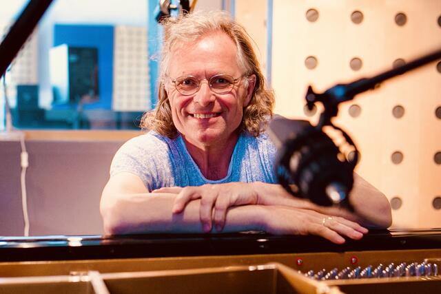 Ernest Wurm spielt seit seinem 9. Lebensjahr Klavier. | Foto: Tanja Hofer