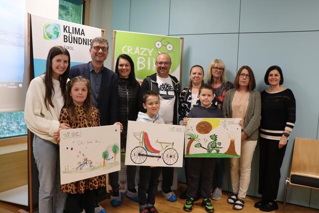 Die Freude bei der Siegerehrung was riesig und die Kinder zeigten sich sehr stolz. | Foto: Celina Leitner