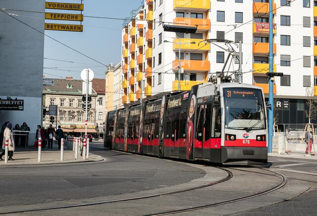 Am Freitagvormittag kam es zu einem Gleisschaden. Betroffen waren gleich drei Linien, darunter der 31er. | Foto: Manfred Helmer/Wiener Linien