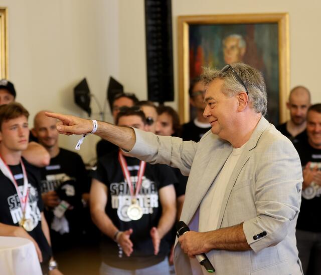 Vizekanzler und Grünen-Chef Werner Kogler hat geheiratet, das allerdings schon vor eineinhalb Jahren, wie nun bekannt wurde.  | Foto: GEPA