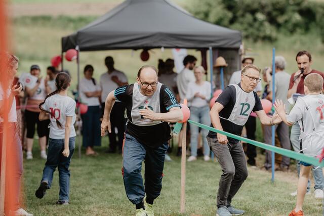 Bahn frei: Bischof Hermann Glettler und Teampartnerin Hanna liefen zum Sieg. | Foto: slw/Maria Hörhager