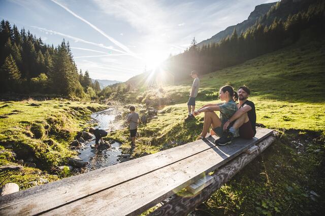 Jüngere Pärchen sind öfter skeptisch, finden Paar-Urlaube langweiliger. | Foto: saalbach.com, Mia Knoll