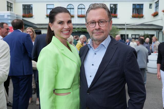 Leona König mit Alexander Wrabetz | Foto: Maximilian Spitzauer