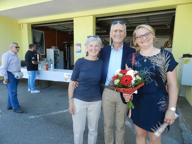 Irmgard, Gerhard Bachtrögler, mit Bgm Irmgard Schibich, ( haben den Gesundsheitstag genossen)