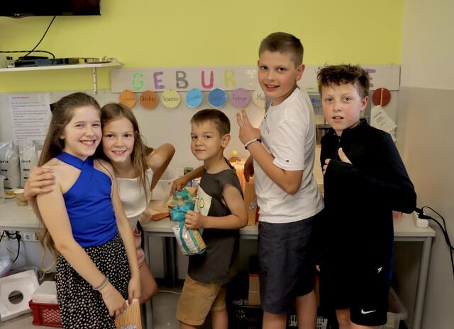 Auf dem Schulfest wurde gesungen, Theater gespielt und gelacht. Die strahlenden Gesichter der Kinder zeigten, wie sehr sie diesen Tag genossen haben.  | Foto: Alejandra Ortiz