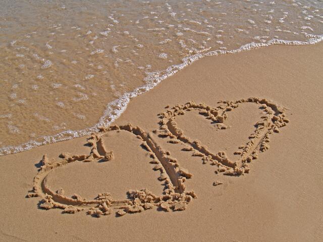 Im Urlaub sind Menschen authentischer und lockerer, das erfrischt auch die Beziehung. | Foto: Bilderbox