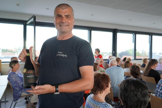 Weinbegleitung vom Weingut Fischbach | Foto: Andrea Glatzer