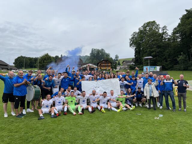 Die TSU Wartberg/Aist in Jubelstimmung. | Foto: MM
