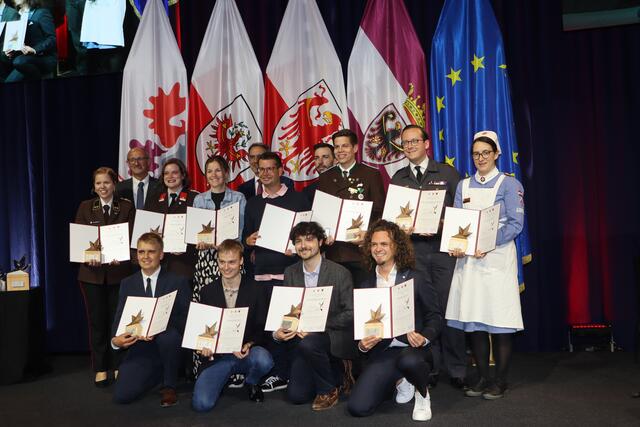 Elf Einzelpersonen und sieben Projekte wurden in St. Anton geehrt. | Foto: Seelos