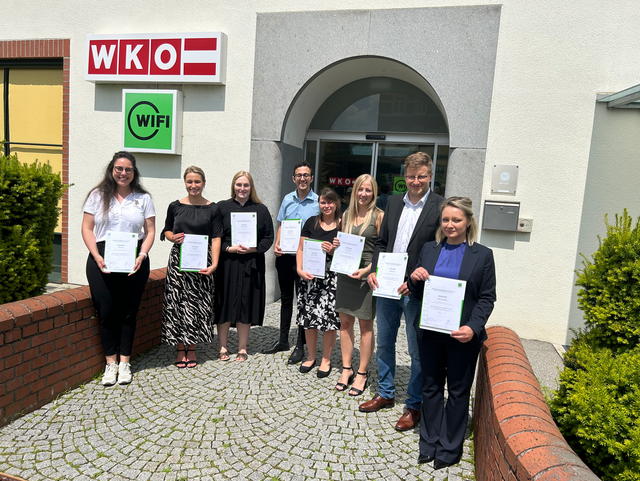 Die Absolventen der Bilanzbuchhalterprüfung. | Foto: Wifi Schärding