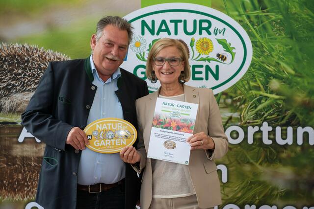 Landeshauptfrau Johanna Mikl-Leitner mit Gemeinderat Thomas Sauer. | Foto: L. Swatek