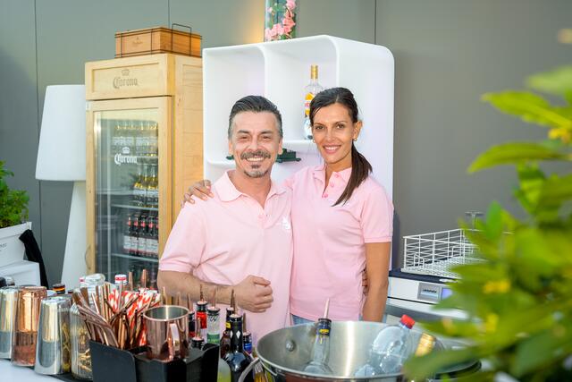 Bei der Silent-Auction in der Welser Skybar Dachgeflüster konnten im Rahmen einer Veranstaltung rund 14.000 Euro Spenden für die Kinderhilfe gesammelt werden. | Foto: Rene Hauser