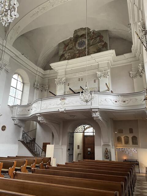 Hier oben stand die alte Orgel, die nun außer Betrieb ist. | Foto: Lisa Gold