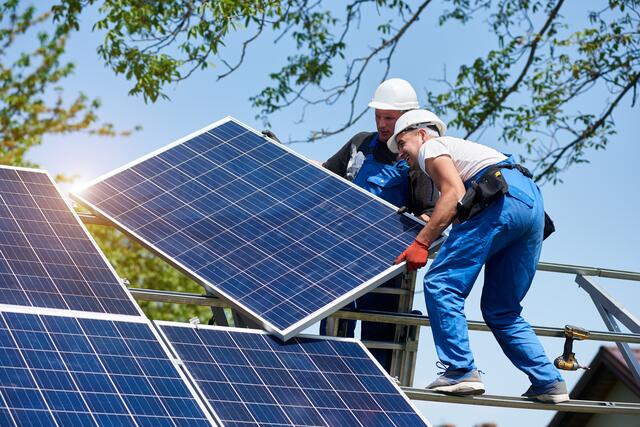 Insgesamt 1.220 PV-Anlagen sind Teil der Gemeinschaften, was im Durchschnitt etwa 10 Anlagen pro Gemeinschaft bedeutet. | Foto: Anatoliy Gleb/panthermedia