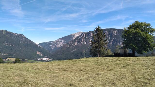 Rax, Höllental und Schneeberg, davor Mittagstein
