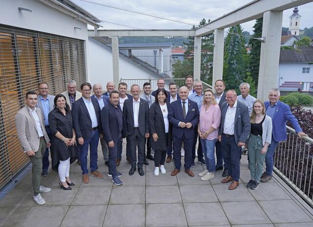 Meinungsaustausch mit Nationalratspräsident Wolfgang Sobotka. | Foto: Woche