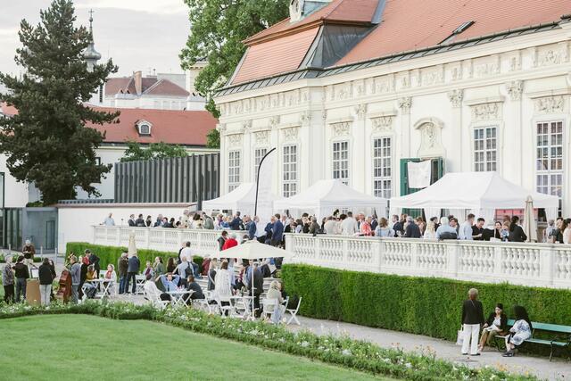 Insgesamt 500 Personen nahmen am Hemayat Sommerfest im unteren Belveder Teil. | Foto: Hemayat