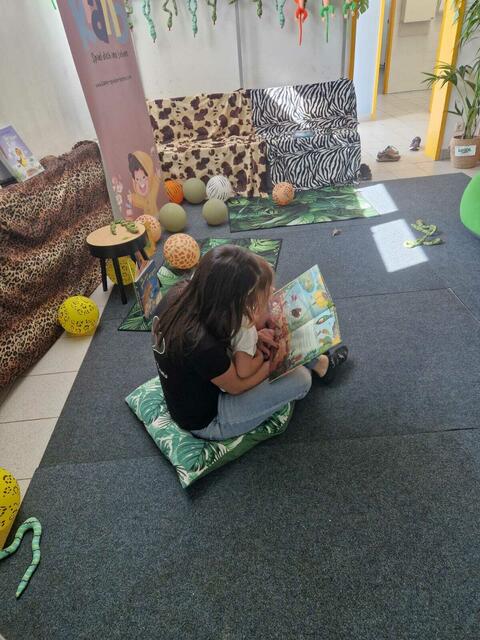 Inspirierende Leseabenteuer: Kinder entdecken die Welt der Bücher und Gefühle mit pädagogisch wertvollen Materialien von 'kiano - spiel dich ins Leben' | Foto: kiano