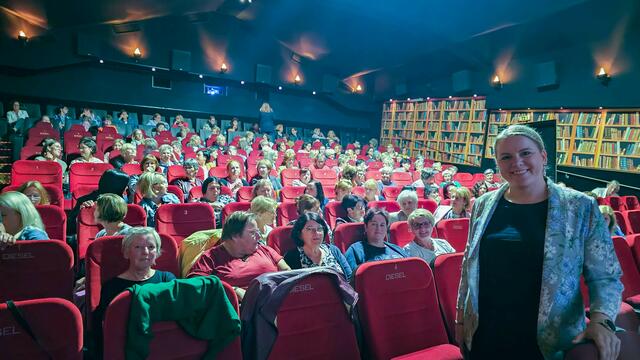VP-Bezirksleiterin Helene Silberschneider beim Kinoabend im Dieselkino Leibnitz.
 | Foto: vp Leibnitz