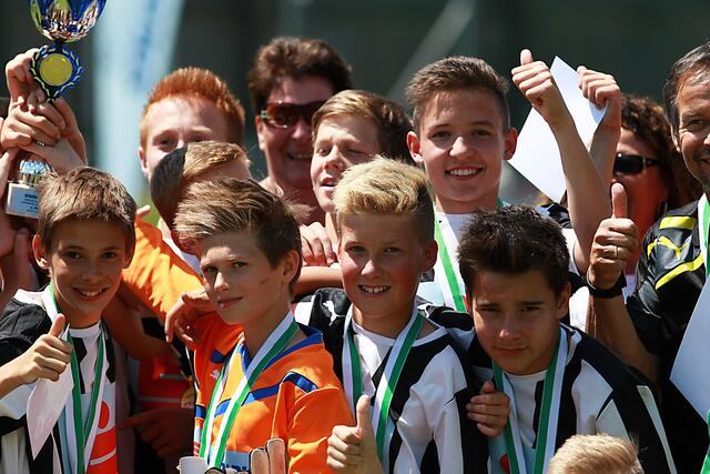 Nur fünf Jahre nach dem Start des Fußball-Schwerpunkts hat die MS Bad Schwanberg 2014 den Schülerliga-Landesmeistertitel gewonnen. | Foto: Franz Krainer