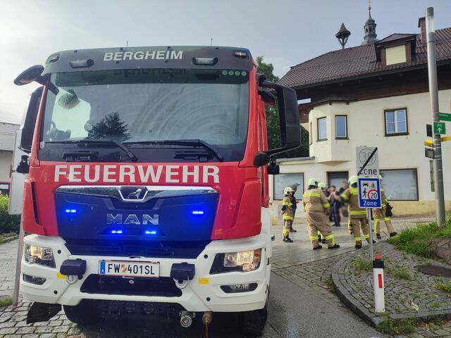 Ein mit dem 39-jährigen Lenker durchgeführter Alkomattest ergab einen Wert von 0,24 mg/l AAG. | Foto: Freiwillige Feuerwehr Bergheim