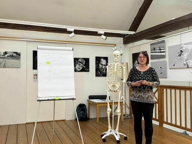 Stadträtin Andrea Kahofer eröffnet den Vortrag
