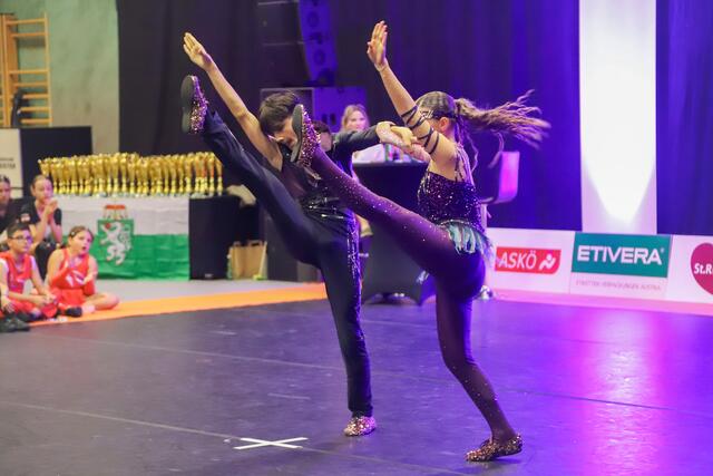 Annika Sulzer &amp; Benedikt Frieß dominierten die Kategorie Juveniles | Foto: Iris Bloder