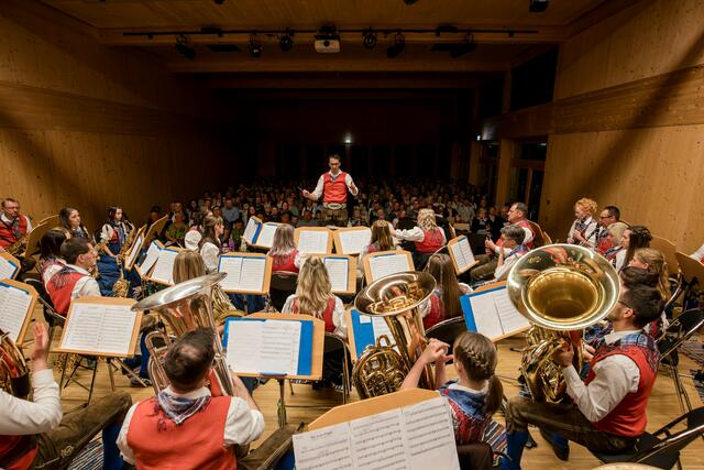 Frühjahrskonzert Trachtenkapelle Mörtschach im April 2024 | Foto: flickr.com/tk-moertschach