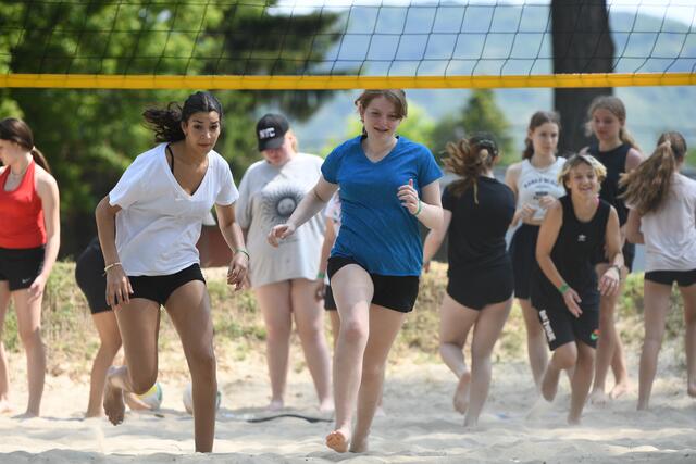 Die langen Sommerferien sind Kindern und Jugendlichen gegönnt. Berufstätige Eltern sind aber auf Ferienbetreuungsangebote angewiesen, die der Nachwuchs auch richtig cool findet.  | Foto: Stadtgemeinde Klosterneuburg