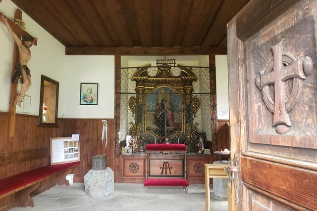 Am Höhenweg nach Bad Gastein.
 Ein kleiner Abstecher zur Anna-Kapelle in Bad Hofgastein
um INNEHALTEN und DANKE sagen.🙏
