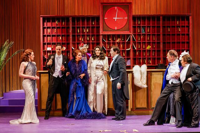 Alma Sadé, Ricardo Frenzel Baudisch, Verena Scheitz, Anna Overbeck, Iurie Ciobanu, Oliver Beier, Tania Golden | Foto: Husar/Bühne Baden