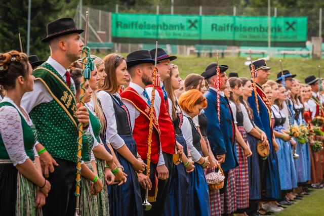 Das Gesamtspiel bei dem alle teilnehmenden Kapellen gemeinsam musizierte, sorgte für beeindruckende Klänge.  | Foto: Photography Tobias Schartner