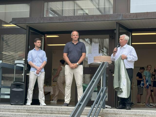Daniel Fuchs BEd, Mag. Gerhard Ruhs und Bürgermeister KR Herbert Osterbauer   | Foto: Mag. Humhal