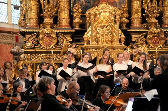 Das Kärntner Barockorchester und die Singakademie Carinthia gestalteten gemeinsam das Konzert