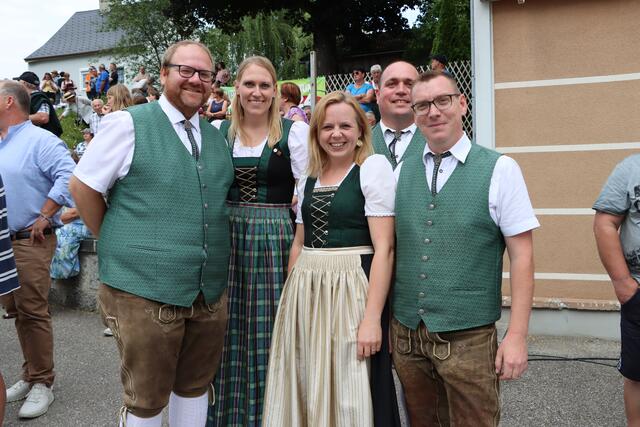 Sebastian, Magdalena, Nicole, Gerald und Rainer von der Marktmusikkapelle Aurolzmünster. | Foto: Markus Bäumler/zema-medien.de
