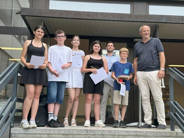 Auszeichnung besonderer Leistungen beim Wettbewerb "Känguru der Mathematik"  | Foto: Mag. Humhal