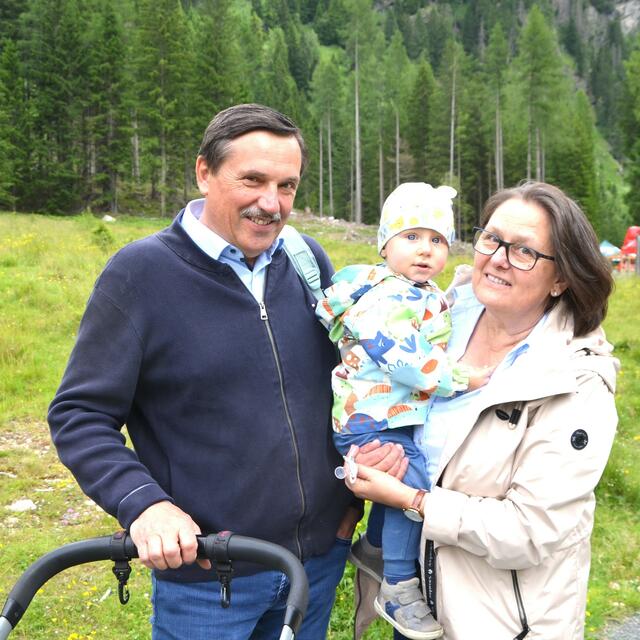 Aus Sachsenburg: Egon, Theo und Lydia Tiefnig