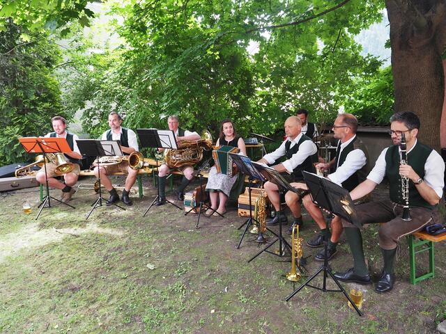 Für die musikalische Unterhaltung sorgten "Die Dillacher". 